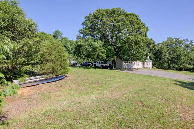 4507 Highway 48, Cumberland Furnace, TN 37051