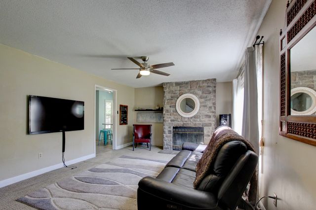 4507 Highway 48, Cumberland Furnace, TN 37051