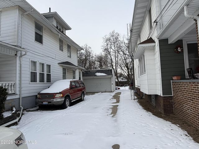 3933 Lockwood Avenue, Toledo, OH 43612