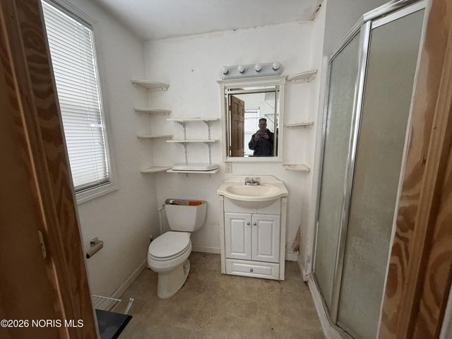 3933 Lockwood Avenue, Toledo, OH 43612