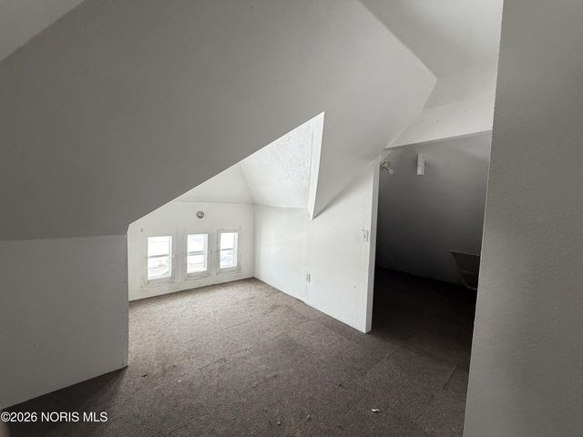 3933 Lockwood Avenue, Toledo, OH 43612