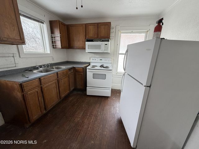 3933 Lockwood Avenue, Toledo, OH 43612