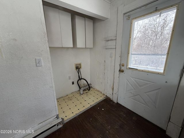 3933 Lockwood Avenue, Toledo, OH 43612