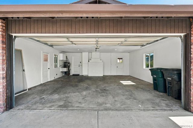 1029 Olive Ave., Ramona, CA 92065