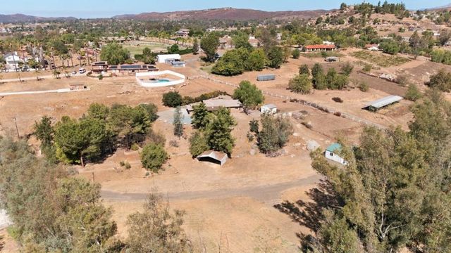 1029 Olive Ave., Ramona, CA 92065