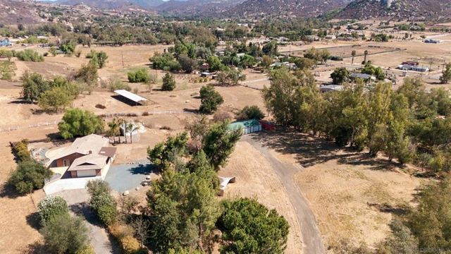1029 Olive Ave., Ramona, CA 92065