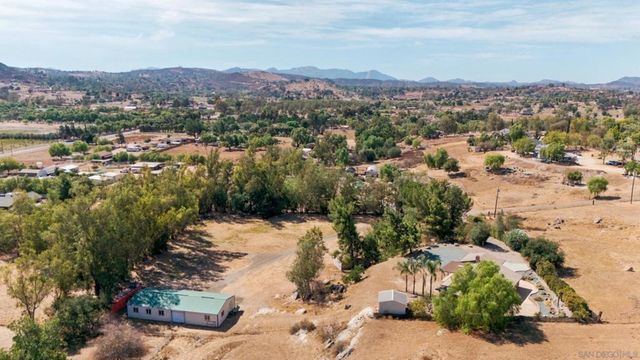 1029 Olive Ave., Ramona, CA 92065