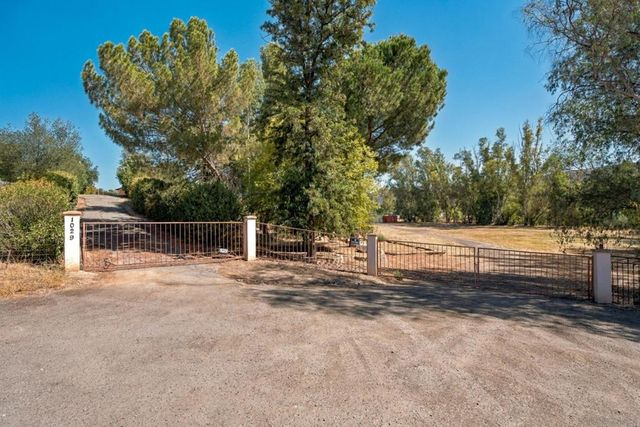 1029 Olive Ave., Ramona, CA 92065