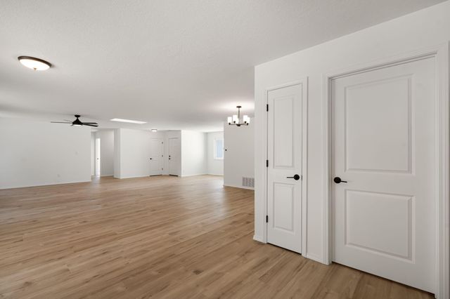 1600 Singletary Drive NE, Albuquerque, NM 87112