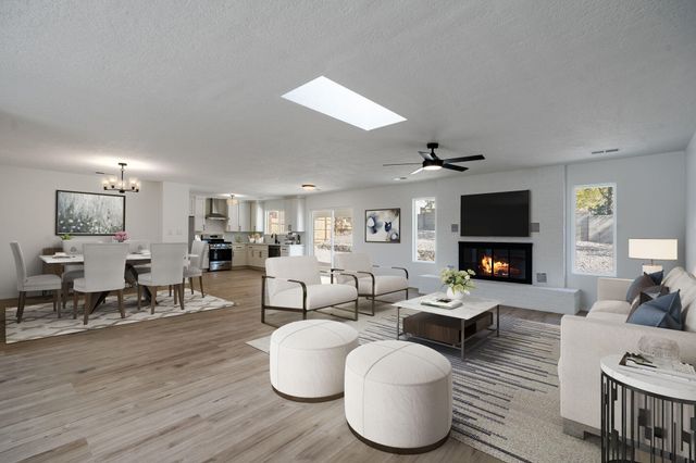 1600 Singletary Drive NE, Albuquerque, NM 87112