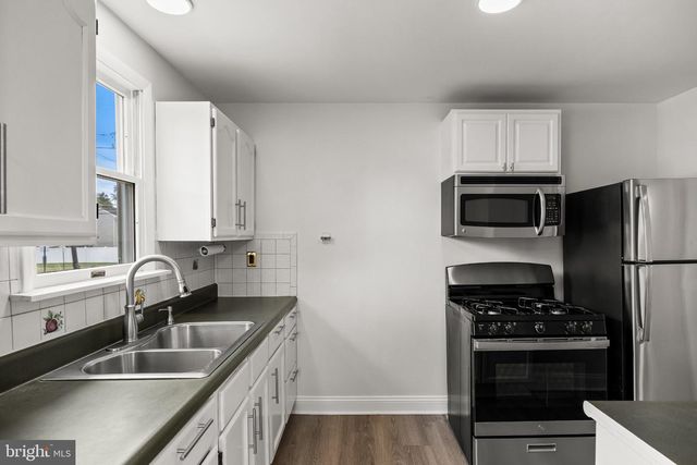 172 E DELAWARE AVE, Florence, NJ 08518