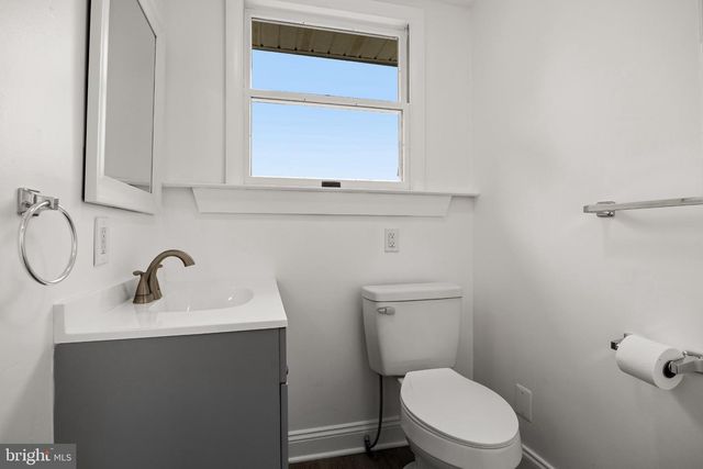 172 E DELAWARE AVE, Florence, NJ 08518