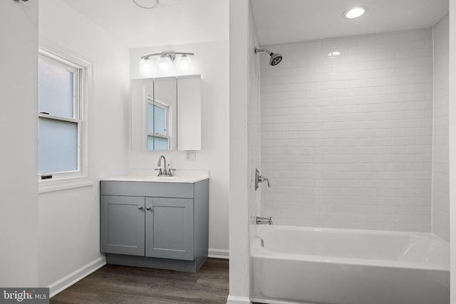 172 E DELAWARE AVE, Florence, NJ 08518