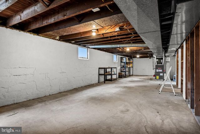 172 E DELAWARE AVE, Florence, NJ 08518
