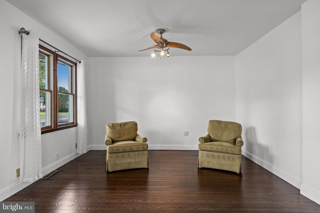 172 E DELAWARE AVE, FLORENCE, NJ 08518 — photo 5