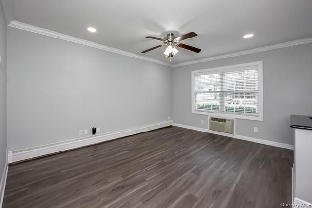 184 Hallock Road 1G1, Lake Grove, NY 11755