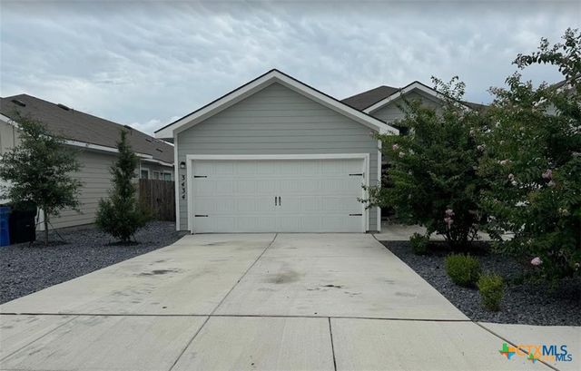 3414 Scott Circle, Seguin, TX 78155