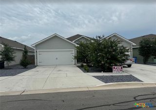 3414 Scott Circle, Seguin, TX 78155