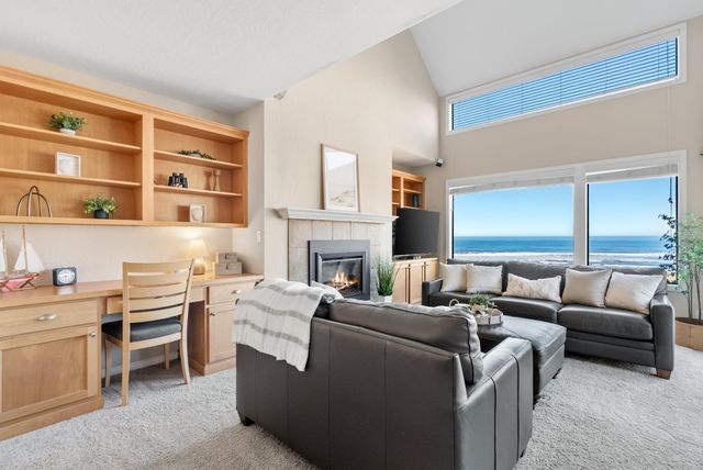 101 Shell Drive 64, Watsonville, CA 95076