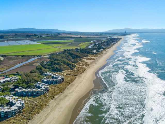 101 Shell Drive 64, Watsonville, CA 95076