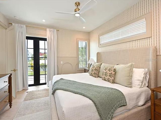 2209 AVENUE B, Bradenton Beach, FL 34217