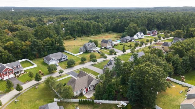 12 Waterford Circle, Dighton, MA 02715