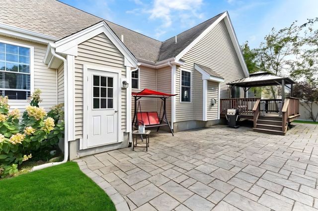 12 Waterford Circle, Dighton, MA 02715