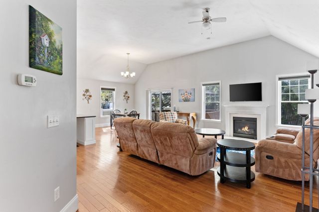 12 Waterford Circle, Dighton, MA 02715