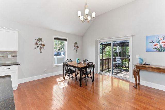 12 Waterford Circle, Dighton, MA 02715