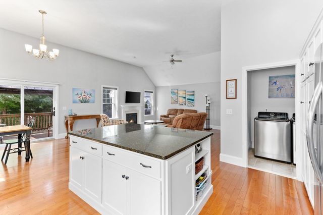 12 Waterford Circle, Dighton, MA 02715