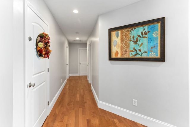 12 Waterford Circle, Dighton, MA 02715