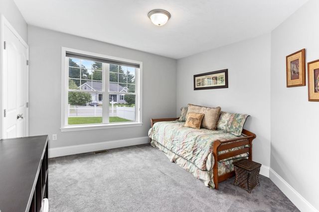 12 Waterford Circle, Dighton, MA 02715