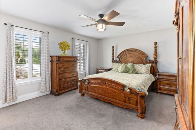 12 Waterford Circle, Dighton, MA 02715