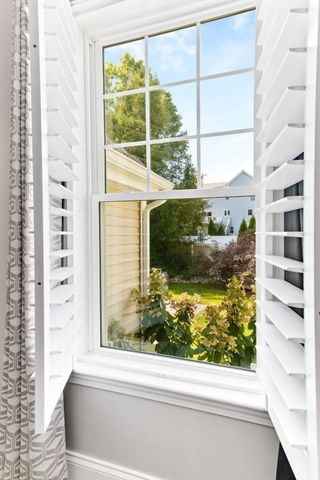 12 Waterford Circle, Dighton, MA 02715