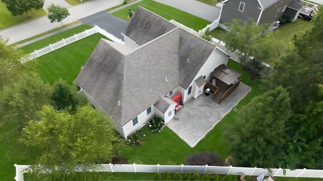 12 Waterford Circle, Dighton, MA 02715