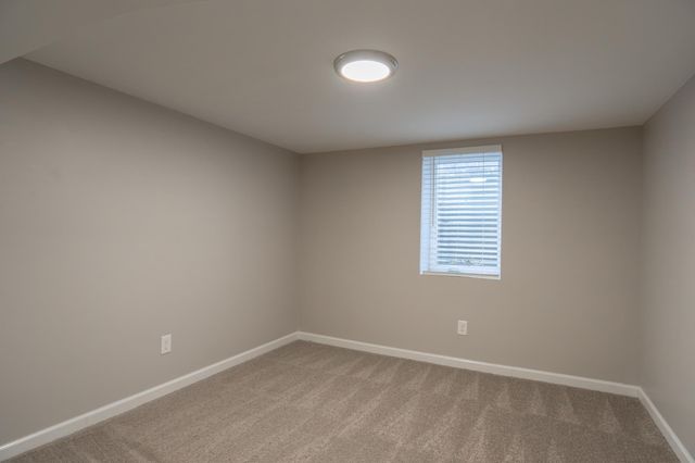 6418 Knoll Street N, Golden Valley, MN 55427