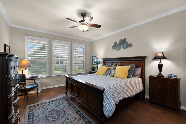 512 Martin Creek LN, Georgetown, TX 78633