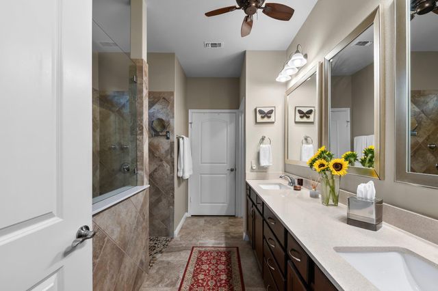512 Martin Creek LN, Georgetown, TX 78633