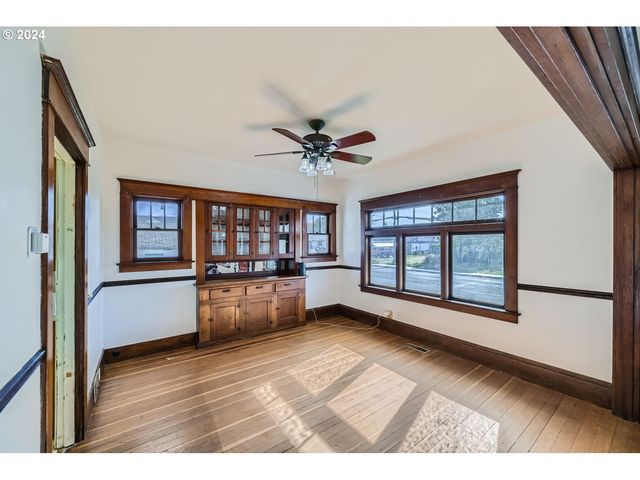 234 LOVES Ave, Woodland, WA 98674