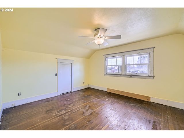 234 LOVES Ave, Woodland, WA 98674