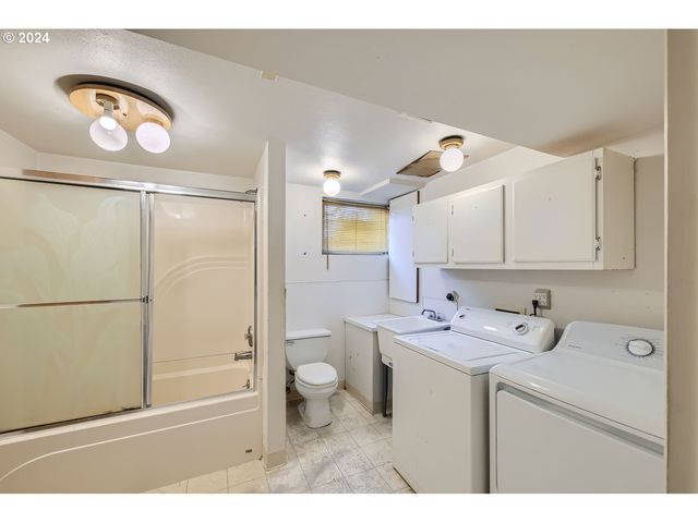 234 LOVES Ave, Woodland, WA 98674