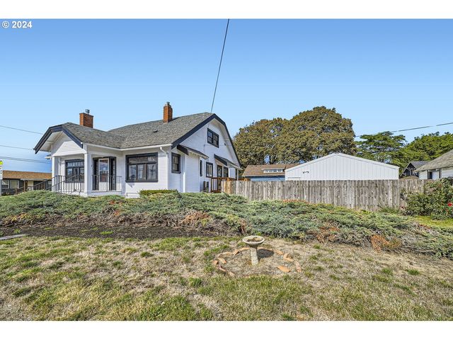 234 LOVES Ave, Woodland, WA 98674