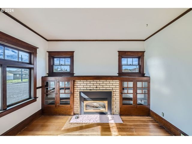 234 LOVES Ave, Woodland, WA 98674