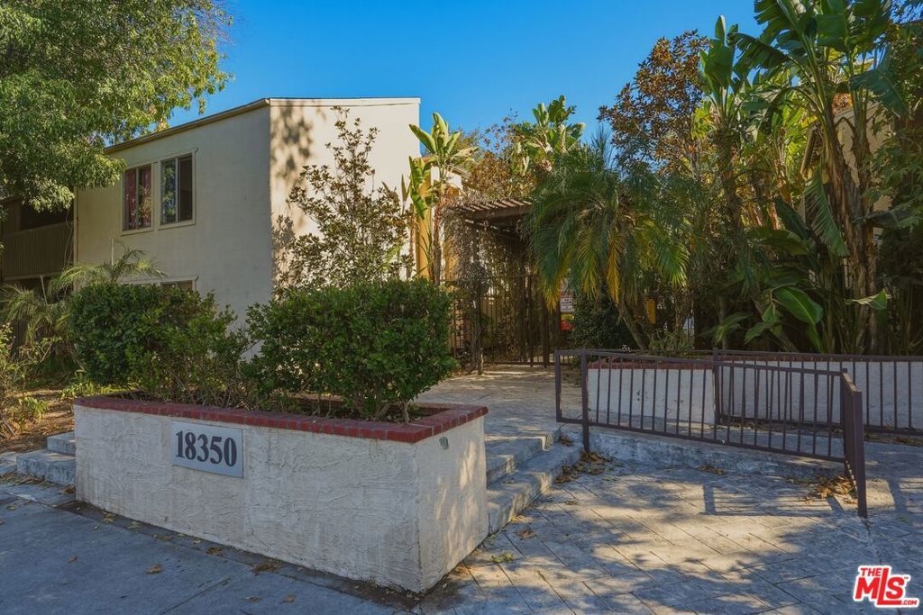 18350 Hatteras Street 250, Tarzana, CA 91356 — photo 3