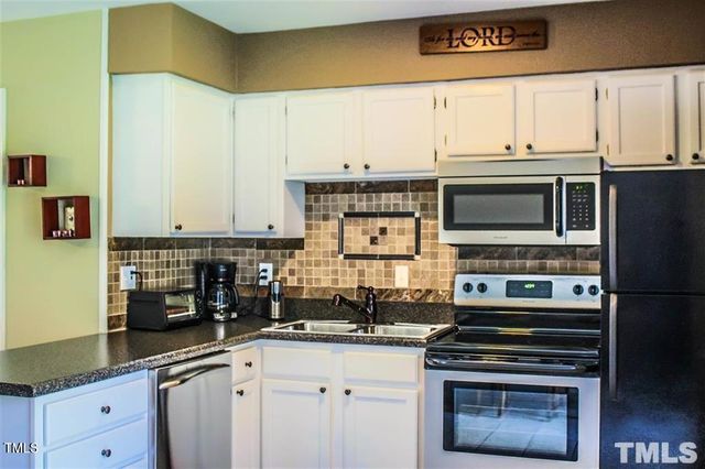 103 Friar Lane, Carrboro, NC 27510