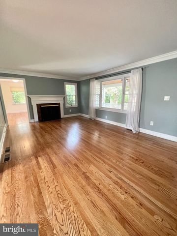 42 MARION RD E, Princeton, NJ 08540