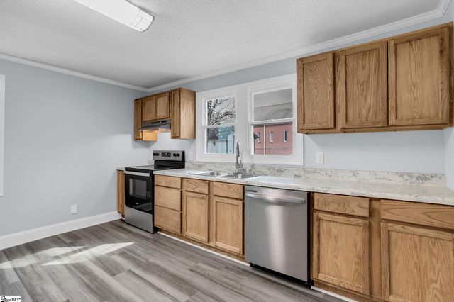 215 W Roosevelt Drive, Anderson, SC 29626