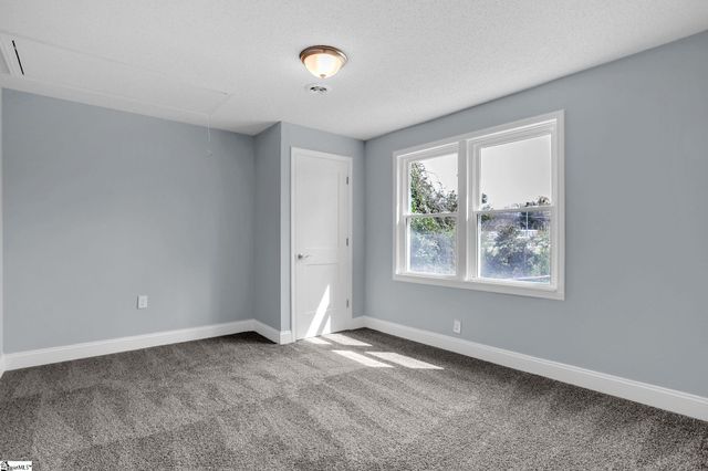 215 W Roosevelt Drive, Anderson, SC 29626