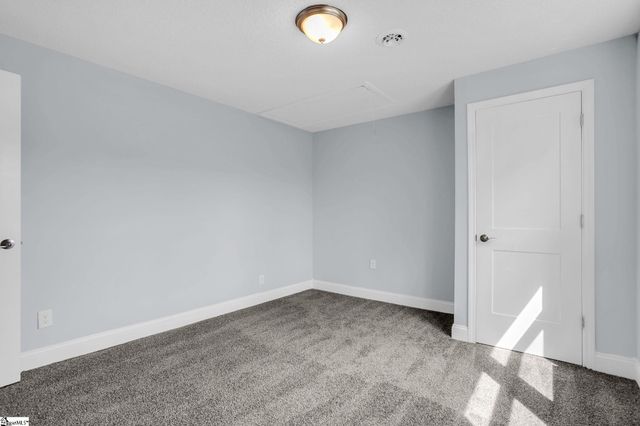 215 W Roosevelt Drive, Anderson, SC 29626