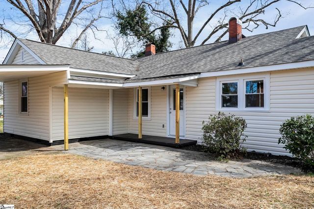 215 W Roosevelt Drive, Anderson, SC 29626